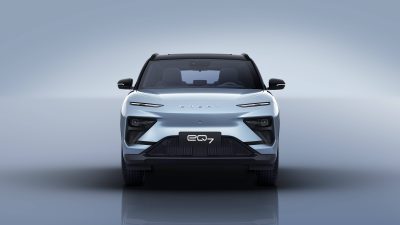 奇瑞全铝平台SUV eQ7外观官图曝光 低趴动感外观 将2023年第三季度发布
